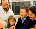 10 nguyên tắc vàng giúp cha mẹ Do Thái tạo ra những đứa trẻ thông minh