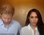 Meghan Markle bị tố lợi dụng và đang &apos;điều khiến&apos; Hoàng tử Harry ở Mỹ