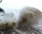 Tin bão lũ mới nhất Trung Quốc: Bão chồng bão, người dân gồng mình chịu mưa lớn
