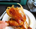 Cho nửa con gà vào nồi cơm điện theo cách này, 30 phút sau có món ngon 'nuốt lưỡi'