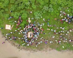Bắc Giang: Tài xế xe tải nhảy sông cứu cô gái trẻ, cả hai tử vong
