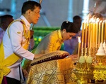 Vua và Hoàng hậu Thái Lan giờ đang ở đâu sau khi Hoàng quý phi được phục vị?