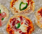 Nguồn gốc pizza siêu rẻ tràn chợ mạng, 6 tháng không mốc hỏng