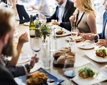 10 quy tắc lịch sự khi đi ăn ai cũng cần biết