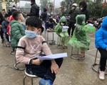 Gần 1.200 học sinh trường Tiểu học Xuân Phương được lấy mẫu xét nghiệm COVID-19