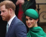 Vợ chồng Meghan Markle - Hoàng tử Harry chính thức bị cắt bỏ mọi quyền lợi, tước vị tại Hoàng gia Anh