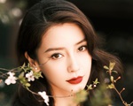 Angelababy thừa nhận từng sống trong bóng tối khi bị bạn bè cô lập, nguyên nhân chỉ vì bản thân quá đẹp