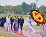 Lãnh đạo Đảng, Nhà nước, ĐBQH vào lăng viếng Chủ tịch Hồ Chí Minh trước phiên khai mạc Kỳ họp thứ 11 - Quốc hội khóa XIV