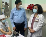 Thứ trưởng Đỗ Xuân Tuyên kiểm tra công tác phòng, chống dịch và triển khai tiêm vaccine tại TP.HCM