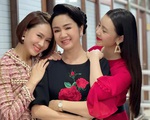 Tình 'mẹ con' thân thiết ngoài đời thực của NSND Thu Hà với Hồng Diễm, Quỳnh Kool