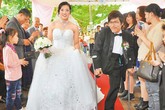 Đám cưới như mơ của người từng dính liền với anh ruột Đám cưới như mơ của người từng dính liền với anh ruột
