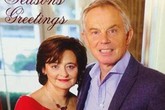 Cựu thủ tướng Anh Tony Blair và tấm thiệp Giáng sinh lạ lùng Cựu thủ tướng Anh Tony Blair và tấm thiệp Giáng sinh lạ lùng