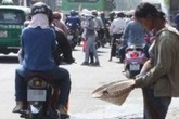 Bà bầu ăn xin, ba năm chưa… đẻ Bà bầu ăn xin, ba năm chưa… đẻ