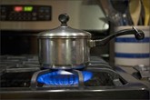 Cần làm gì khi khí gas bị rò rỉ? Cần làm gì khi khí gas bị rò rỉ?