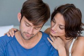 Thân gái ba lần muốn “dâng hoa” Thân gái ba lần muốn “dâng hoa”