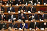 Cả nghìn quan chức bị giáng chức vì... "xa vợ" Cả nghìn quan chức bị giáng chức vì... "xa vợ"