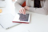 Vợ tôi nghiện facebook Vợ tôi nghiện facebook