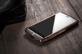 Smartphone có giá bằng cả chiếc xe máy hàng hiệu Smartphone có giá bằng cả chiếc xe máy hàng hiệu