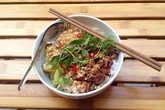 Nếm bún thịt nướng lạ miệng phố cổ Hà Nội Nếm bún thịt nướng lạ miệng phố cổ Hà Nội