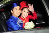 Nhật Kim Anh rạng rỡ trong hôn lễ ở Cần Thơ Nhật Kim Anh rạng rỡ trong hôn lễ ở Cần Thơ