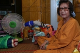 NSƯT Diệu Hiền không bi quan với tuổi già khốn khó NSƯT Diệu Hiền không bi quan với tuổi già khốn khó