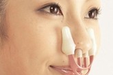 Đổ xô nâng cấp mũi bằng... kẹp nâng mũi Trung Quốc Đổ xô nâng cấp mũi bằng... kẹp nâng mũi Trung Quốc