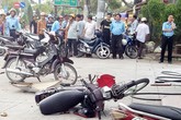 Nổ tung 4 trụ xăng ở miền Tây, 3 người đổ xăng bị thương Nổ tung 4 trụ xăng ở miền Tây, 3 người đổ xăng bị thương
