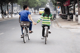 Phát hoảng con gái 13 tuổi vướng 'hẹn hò' Phát hoảng con gái 13 tuổi vướng 'hẹn hò'
