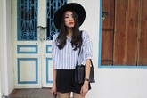 Nàng sinh viên mặc tinh tế với phong cách tối giản Nàng sinh viên mặc tinh tế với phong cách tối giản