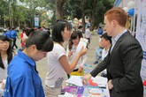 Việt Nam tiến bộ tiếng Anh nhanh nhất thế giới: Dù bất cập vẫn vượt nhiều nước châu Âu Việt Nam tiến bộ tiếng Anh nhanh nhất thế giới: Dù bất cập vẫn vượt nhiều nước châu Âu