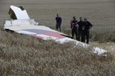 Phát hiện mới nhất vụ MH17: Hành khách Úc đeo mặt nạ dưỡng khí khi xảy ra thảm họa Phát hiện mới nhất vụ MH17: Hành khách Úc đeo mặt nạ dưỡng khí khi xảy ra thảm họa