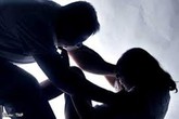Những gã người quen nổi dục vọng đê hèn hại đời thiếu nữ Những gã người quen nổi dục vọng đê hèn hại đời thiếu nữ