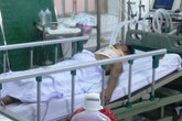 Bánh xe container phát nổ, hất văng nam thanh niên Bánh xe container phát nổ, hất văng nam thanh niên