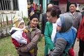 Bộ trưởng Bộ Y tế Nguyễn Thị Kim Tiến: Sẽ tìm cách để người nghèo có điều kiện khám, chữa bệnh tốt hơn Bộ trưởng Bộ Y tế Nguyễn Thị Kim Tiến: Sẽ tìm cách để người nghèo có điều kiện khám, chữa bệnh tốt hơn