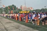 Hơn 7 tỷ đồng ủng hộ cho người nghèo Hơn 7 tỷ đồng ủng hộ cho người nghèo