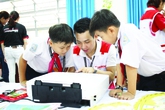 “Nhịp cầu nhiếp ảnh” 2014 và những con số ấn tượng “Nhịp cầu nhiếp ảnh” 2014 và những con số ấn tượng