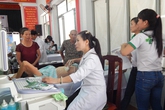 Khám và cấp phát thuốc miễn phí cho người dân ở Đà Nẵng Khám và cấp phát thuốc miễn phí cho người dân ở Đà Nẵng