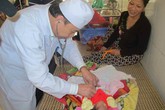 Hà Tĩnh: Thay máu thành công cho bệnh nhi vàng da nặng do bất đồng nhóm máu giữa mẹ và con Hà Tĩnh: Thay máu thành công cho bệnh nhi vàng da nặng do bất đồng nhóm máu giữa mẹ và con