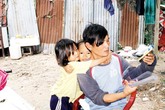 Tâm sự rơi nước mắt của người cha "máu loãng": "Từ khi có con, tui ngán chuyện giang hồ lắm rồi" Tâm sự rơi nước mắt của người cha "máu loãng": "Từ khi có con, tui ngán chuyện giang hồ lắm rồi"