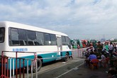 Bàng hoàng tài xế tử vong trên xe khách Bàng hoàng tài xế tử vong trên xe khách