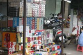 Đa số điểm bán thuốc lá đều vi phạm quy định Đa số điểm bán thuốc lá đều vi phạm quy định