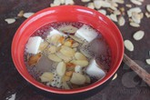 Tự làm chè khúc bạch mát lạnh thơm ngon Tự làm chè khúc bạch mát lạnh thơm ngon