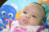 Bé 7 tuần tuổi biết nói 'I love you' Bé 7 tuần tuổi biết nói 'I love you'