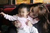 Nỗi oan lòng của cô gái nhận nuôi đứa trẻ bị bỏ rơi nghi của tử tù Nỗi oan lòng của cô gái nhận nuôi đứa trẻ bị bỏ rơi nghi của tử tù