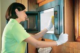 3 cách đơn giản làm sạch lò vi sóng 3 cách đơn giản làm sạch lò vi sóng