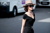 Street style sành điệu của MC Thanh Mai ở sân bay Street style sành điệu của MC Thanh Mai ở sân bay