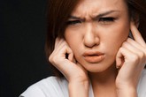 Khốn khổ vì mẹ chồng lên chơi Khốn khổ vì mẹ chồng lên chơi