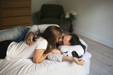 Những cuộc rượt đuổi đầy kịch tính của vợ theo chồng và nhân tình Những cuộc rượt đuổi đầy kịch tính của vợ theo chồng và nhân tình