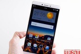 Cận cảnh smartphone Oppo R7 Plus sắp mở bán Cận cảnh smartphone Oppo R7 Plus sắp mở bán