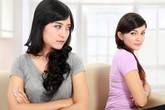 Lo sợ chị chồng nghiêm khắc và khó tính Lo sợ chị chồng nghiêm khắc và khó tính